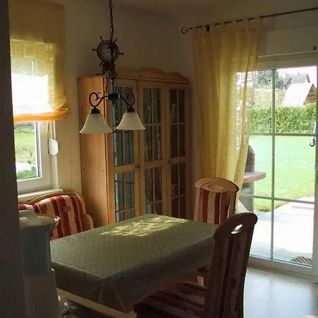 Esther Apartment